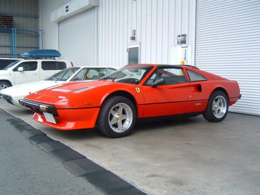 フェラーリ・308GTS・クアットロヴァルヴォーレ(イタリア車 - 1985年)_04