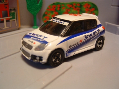 【ミニカー】スズキ・スイフト・スポーツ・グループN仕様